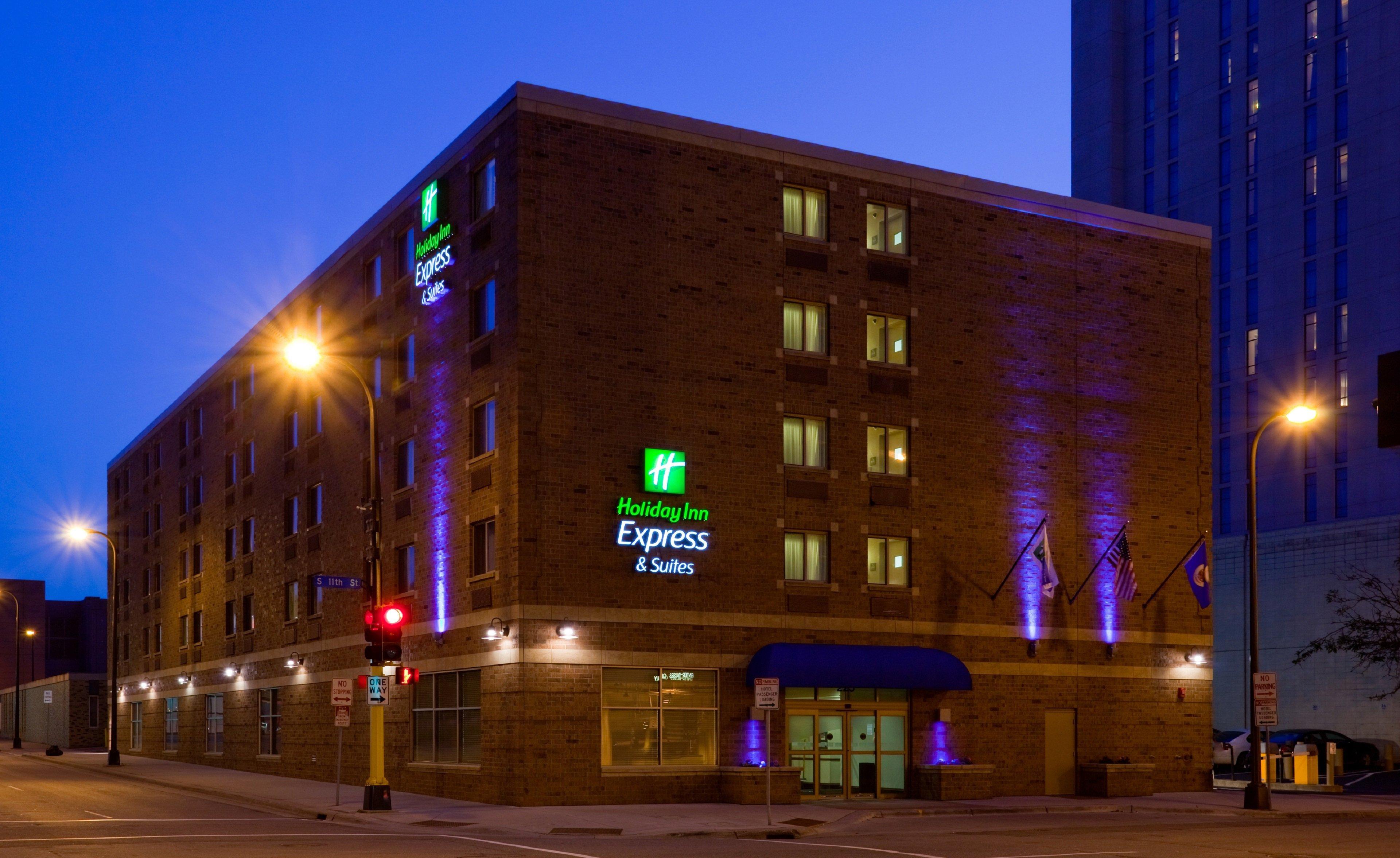Holiday Inn Express Hotel & Suites Minneapolis-Downtown Convention Center By Ihg Kültér fotó